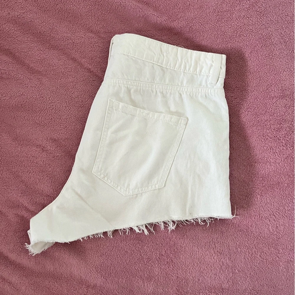 Garage Festival Woman’s White Denim Shorts - Picture 5 of 7